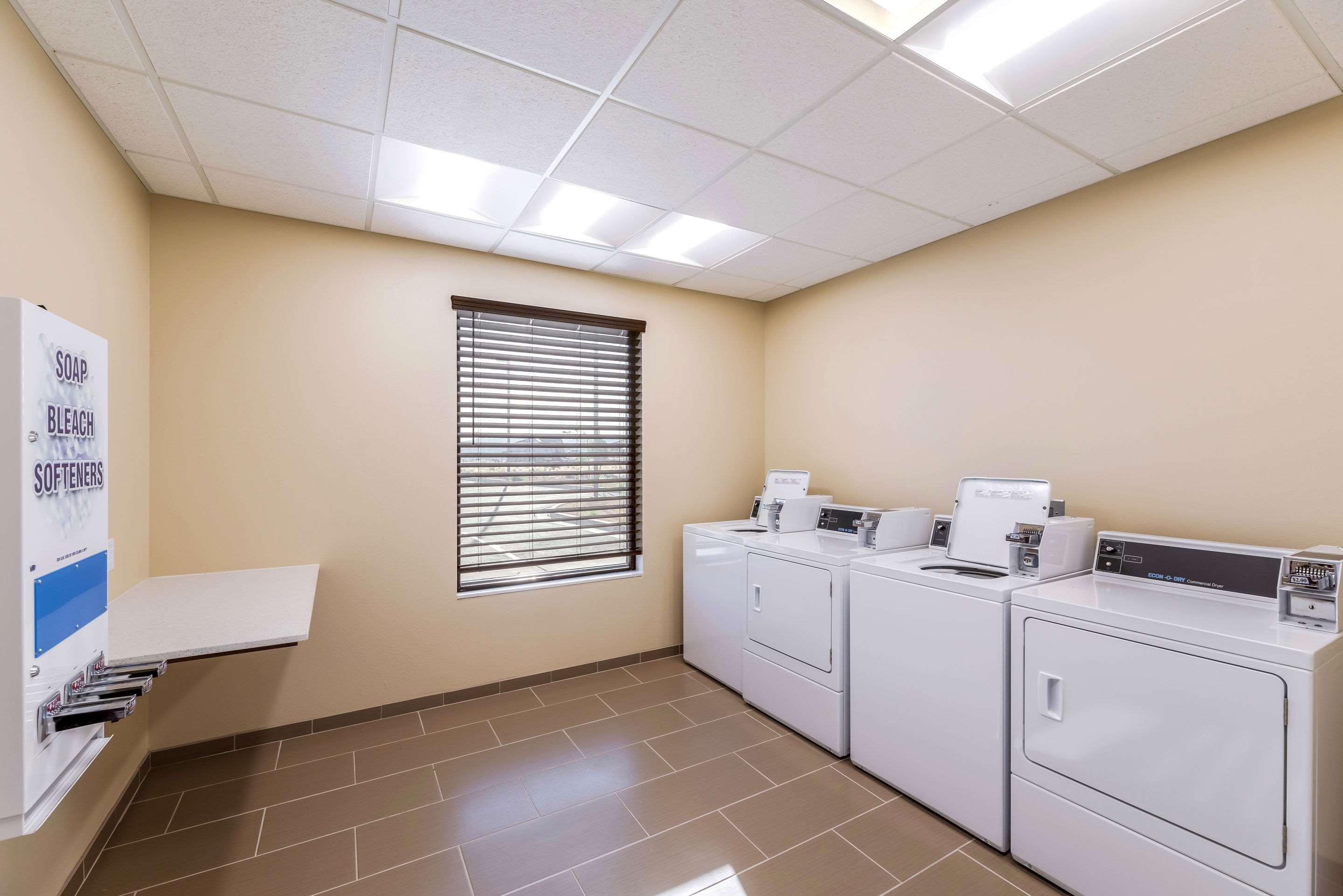 Comfort Inn & Suites Zion Park Area Хърикейн Екстериор снимка