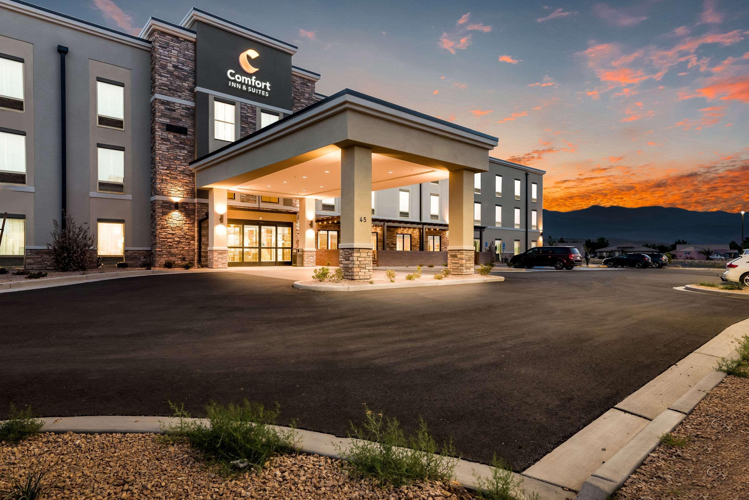 Comfort Inn & Suites Zion Park Area Хърикейн Екстериор снимка